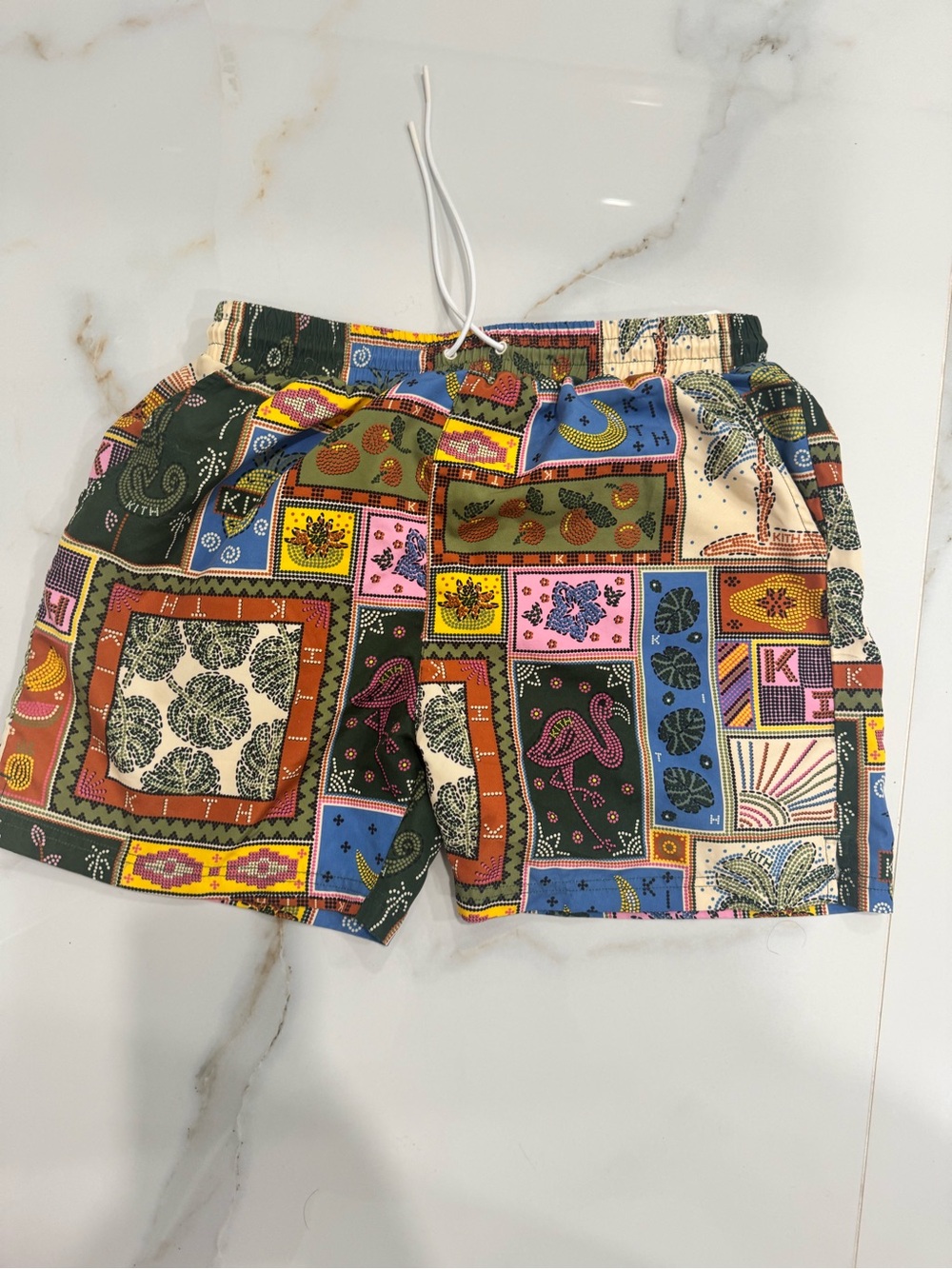 Kith Kids Tropical Tapestry Shorts – Size Large (10–12) 🌴🦩✨